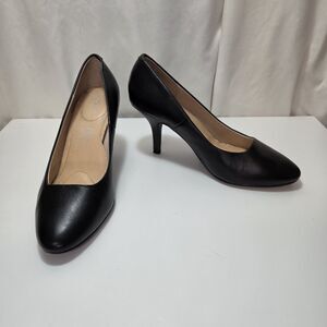 Vascara Black Leather Pumps 3" Stiletto Heels Women's Size 39 (U.S. Size 8)